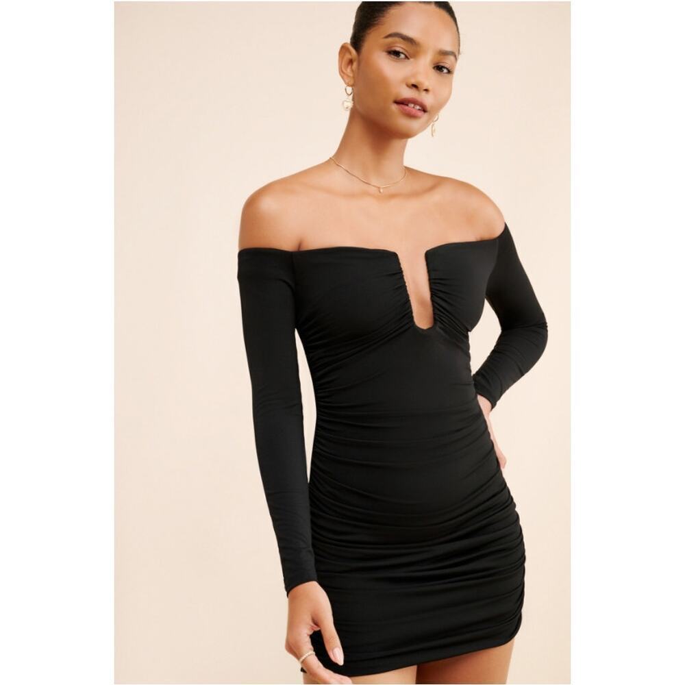 Misha Black Kiera Matte Slinky Mini Dress Off The Shoulder Ruched Bodycon Size M